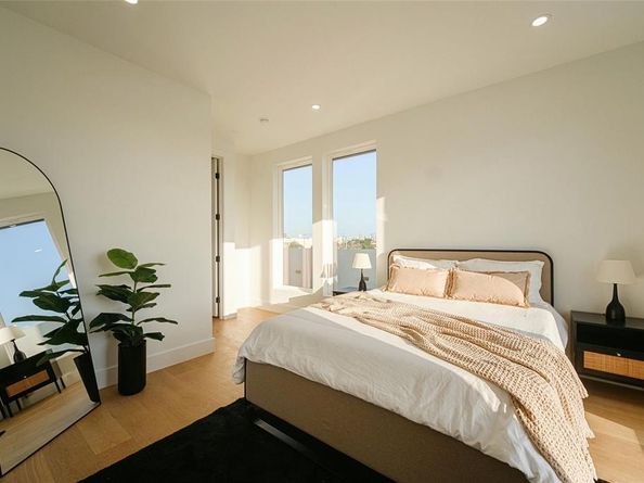 6529  Victoria  , Dallas Texas 75209
