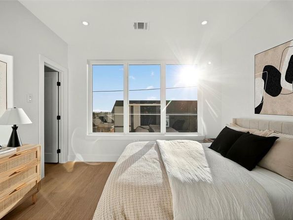 6529  Victoria  , Dallas Texas 75209