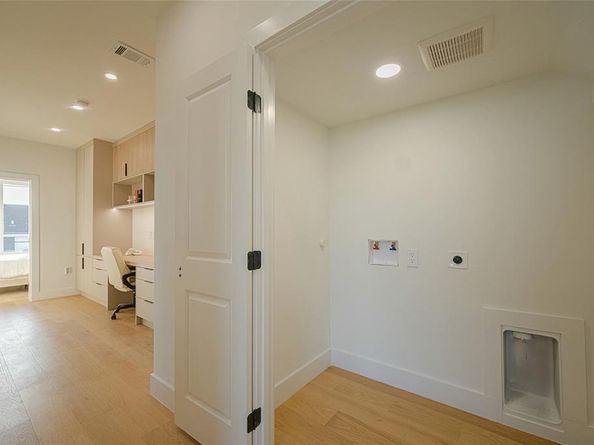 6529  Victoria  , Dallas Texas 75209