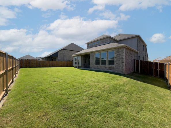 417  Plains Place , Fate Texas 75087