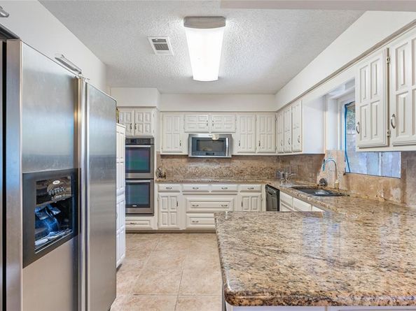 2404  Loch Haven Drive , Plano Texas 75023