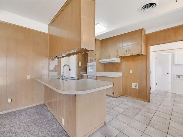 8504  Berend Court , Benbrook Texas 76116