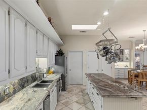 1604  Banbury Lane , Carrollton Texas 75006