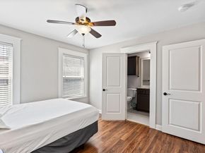 818 N Beckley Avenue , Dallas Texas 75203