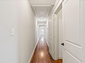 818 N Beckley Avenue , Dallas Texas 75203