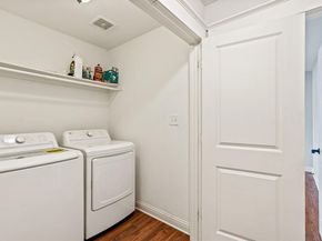 818 N Beckley Avenue , Dallas Texas 75203