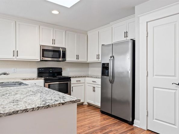 818 N Beckley Avenue , Dallas Texas 75203