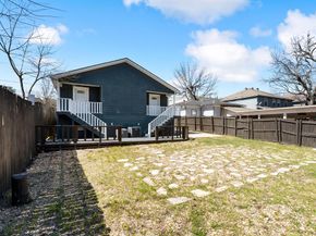 818 N Beckley Avenue , Dallas Texas 75203