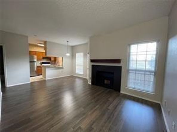 1700  Amelia Court  423, Plano Texas 75075