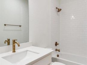 533  Hillcrest Circle , Justin Texas 76247