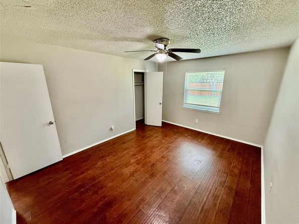 517  Gristmill Lane , Everman Texas 76140