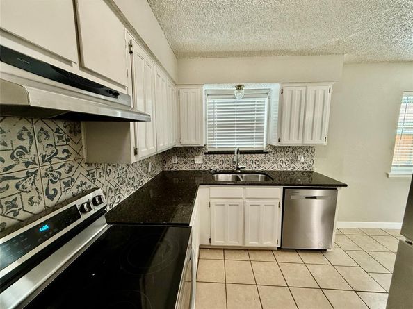 517  Gristmill Lane , Everman Texas 76140