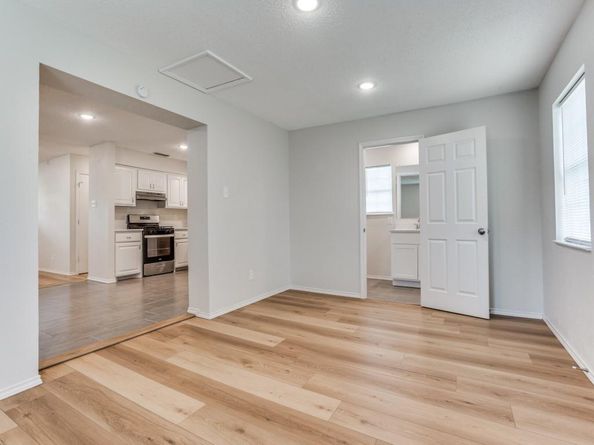1810  Running River Road , Garland Texas 75044