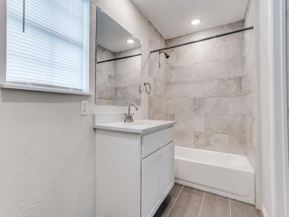 1810  Running River Road , Garland Texas 75044