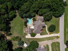 3873  Heritage Trail , Celina Texas 75009