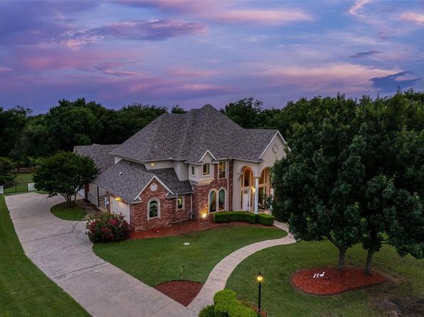 3873  Heritage Trail , Celina Texas 75009