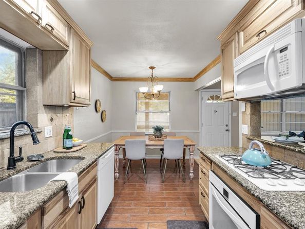 11051  Ferguson Road , Dallas Texas 75228