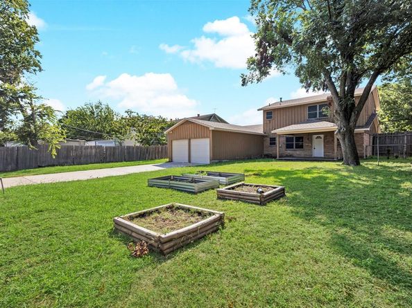 11051  Ferguson Road , Dallas Texas 75228