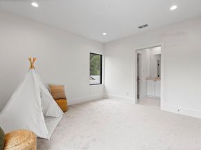 9019  Liptonshire Drive , Dallas Texas 75238