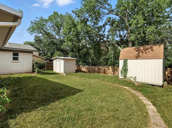 2102  Jacqueline Drive , Denton Texas 76205