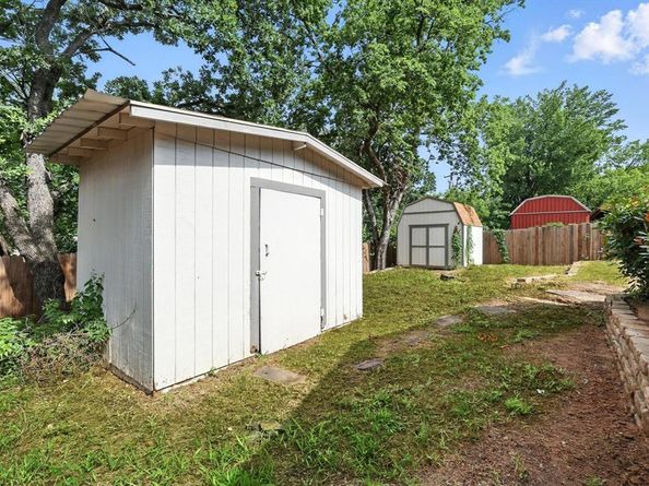 2102  Jacqueline Drive , Denton Texas 76205