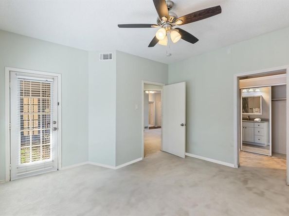 3101  Townbluff Drive  1013, Plano Texas 75075