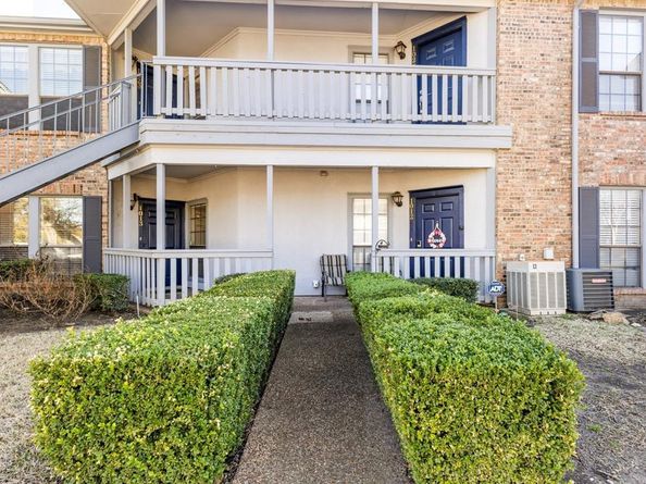 3101  Townbluff Drive  1013, Plano Texas 75075