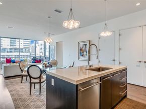 2200  Victory Avenue  701, Dallas Texas 75219