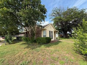 413  Creekwood Lane , Lewisville Texas 75067