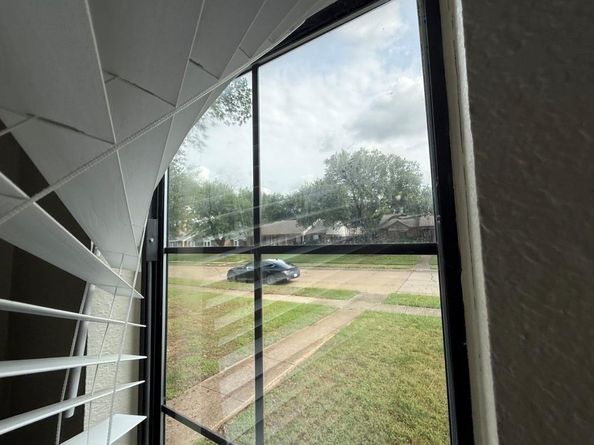 413  Creekwood Lane , Lewisville Texas 75067