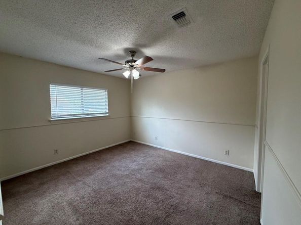 413  Creekwood Lane , Lewisville Texas 75067