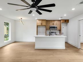 9814  Bluffcreek Drive , Dallas Texas 75227
