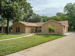 1800  Westridge Street , Denton Texas 76205