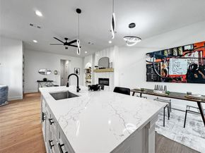 2417  Merlin Street , Dallas Texas 75215