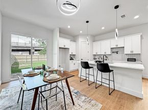 2417  Merlin Street , Dallas Texas 75215