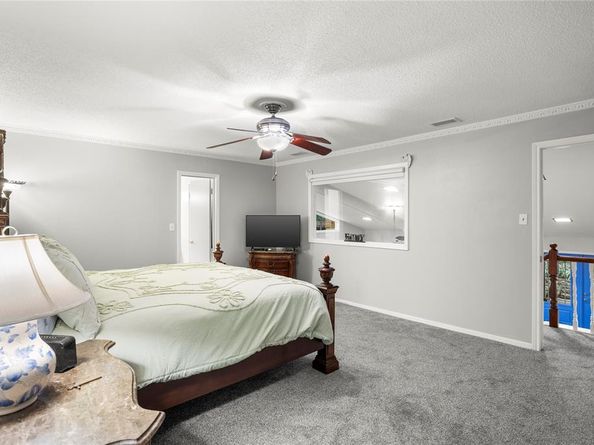 3905  Shady Creek Drive , Euless Texas 76040