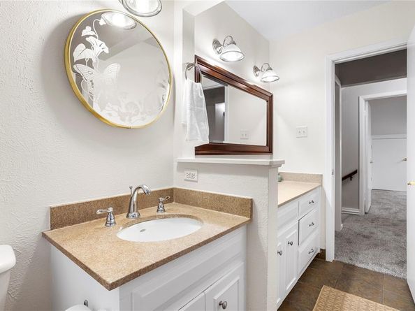 3905  Shady Creek Drive , Euless Texas 76040