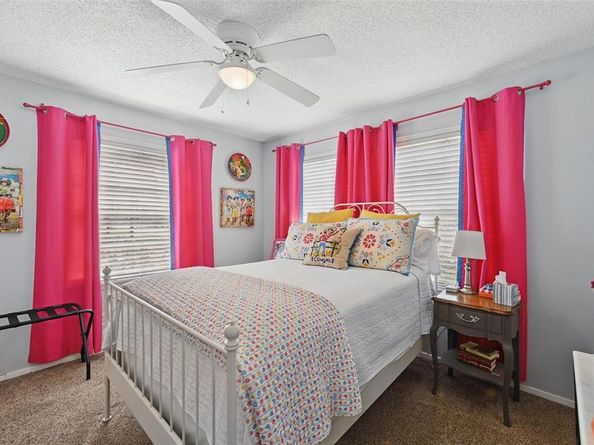 5200  Lovell Avenue , Fort Worth Texas 76107