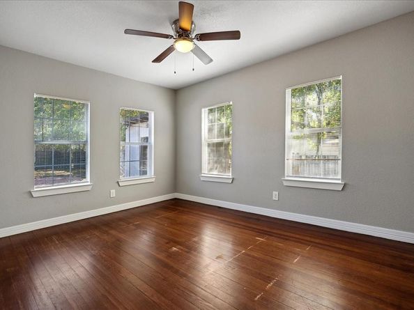 3001  Louise Street , Fort Worth Texas 76112