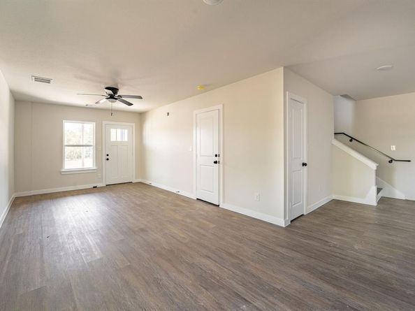 2927  Angle Avenue , Fort Worth Texas 76106