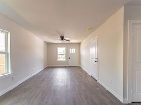 2927  Angle Avenue , Fort Worth Texas 76106