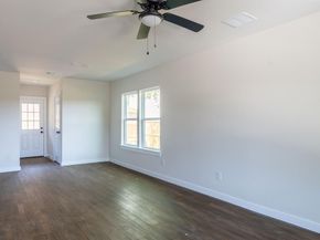 2927  Angle Avenue , Fort Worth Texas 76106