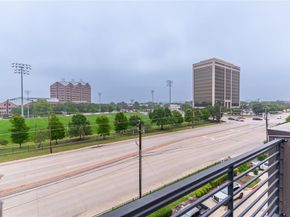 4060  Spring Valley Road  105, Farmers Branch Texas 75244