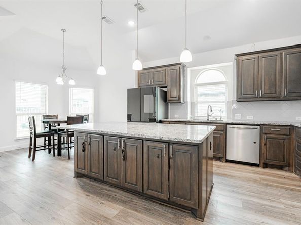 1305  Summer Lane , McKinney Texas 75071