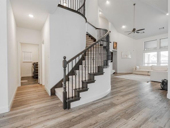 1305  Summer Lane , McKinney Texas 75071