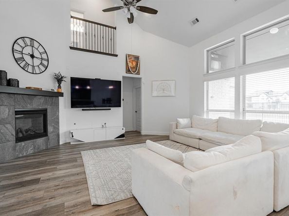 1305  Summer Lane , McKinney Texas 75071