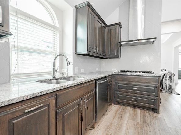 1305  Summer Lane , McKinney Texas 75071