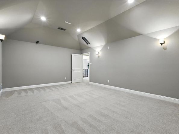 2823  Millington Drive , Highland Village Texas 75077