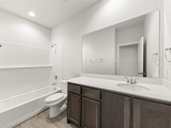 1617  Meadow Crest Drive , Aubrey Texas 76227