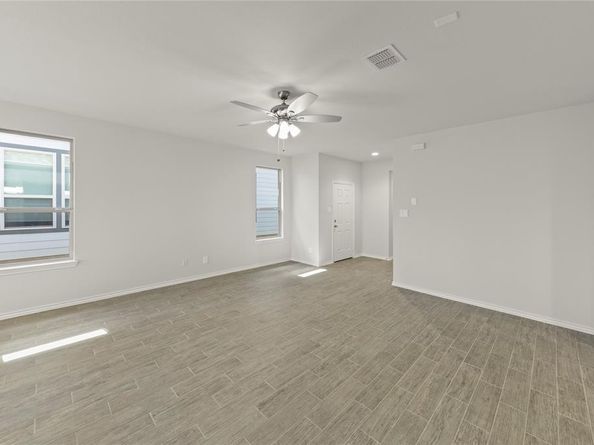 1617  Meadow Crest Drive , Aubrey Texas 76227